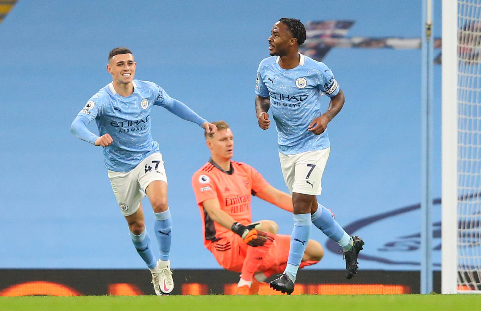 凭借敏锐的 凭借敏锐的